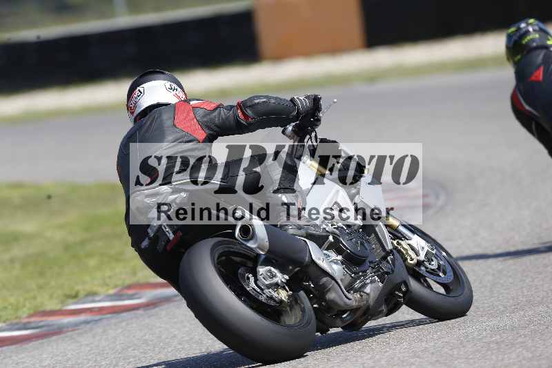/44 09.08.2025 Plüss Moto Sport ADR/Einsteiger/unklar backside